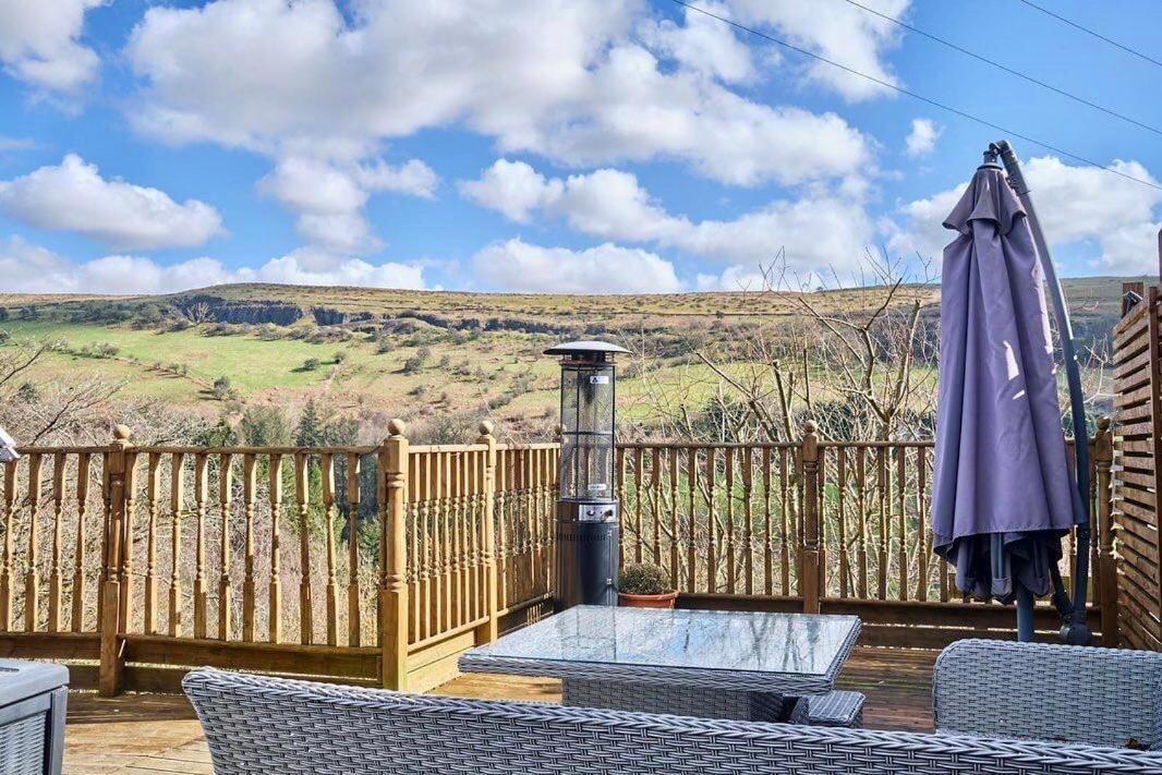 Villa 1 - Ein Trysor Cudd - Outdoor Bathtub - Incredible Views Pont Sticill Esterno foto
